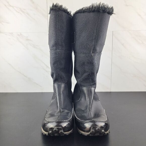 Timberland Black Insulated Strap Boots - Picture 2 of 8